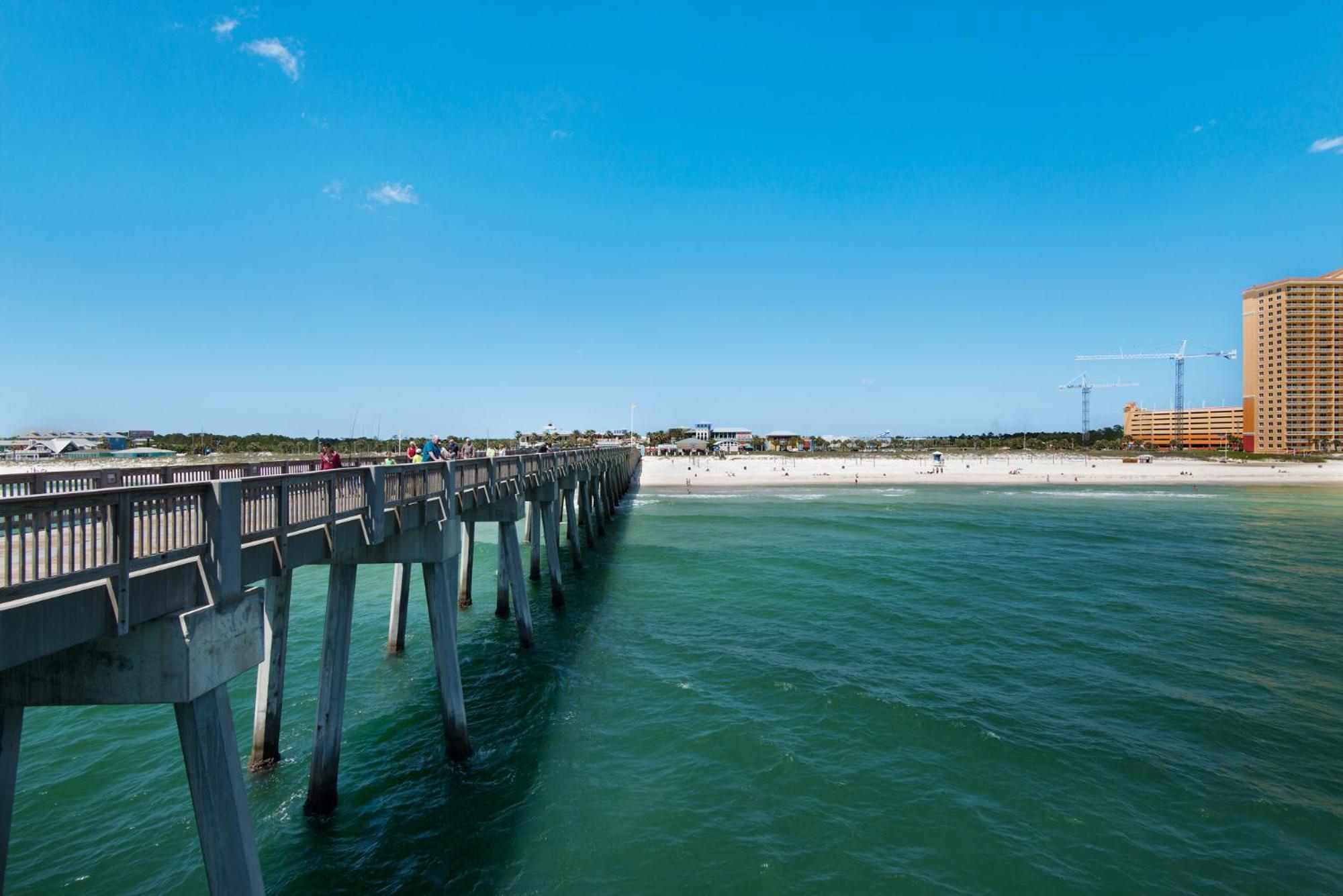 Colorful Next To Pier Park W/ Gulf Views And Pool! Panama City Beach
