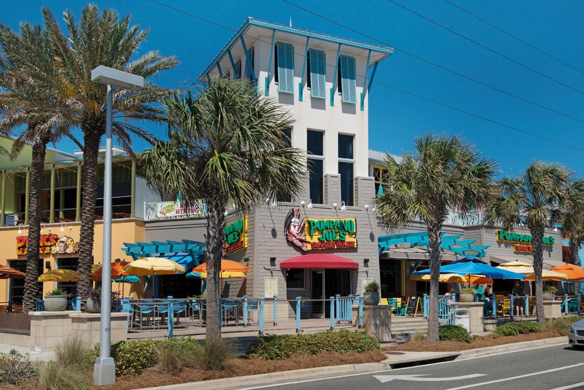 Colorful Next To Pier Park W/ Gulf Views And Pool! Holiday home Panama City Beach